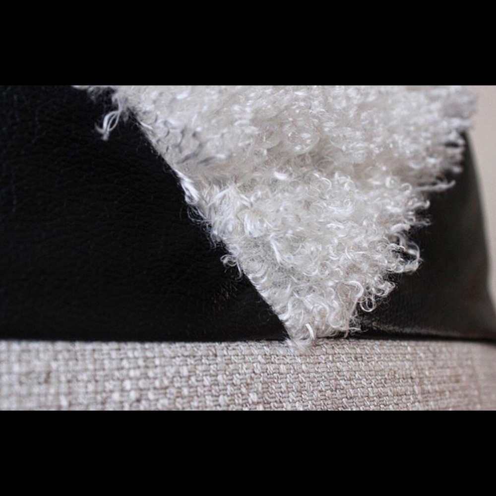 pillow cases faux leather - Picture 4 of 5